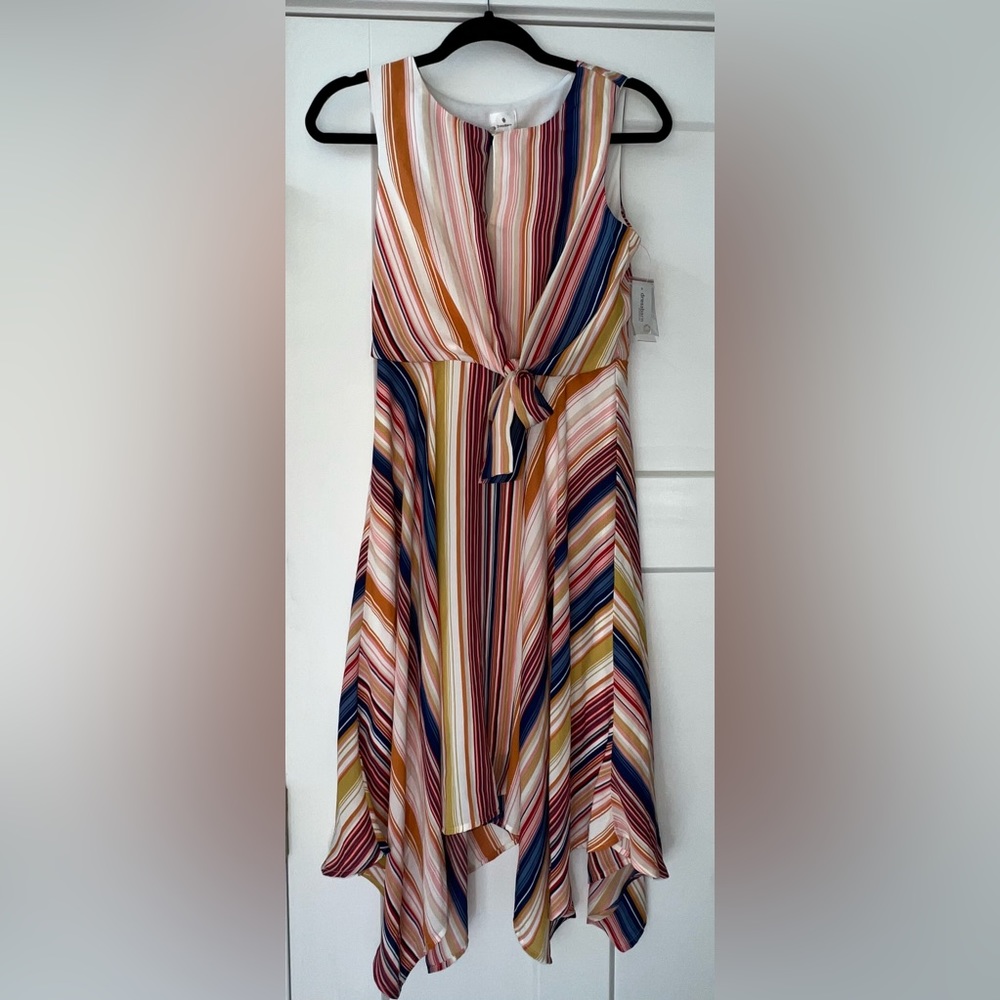 Casual dress. Can be worn as a casual wedding guest dress/casual business attire